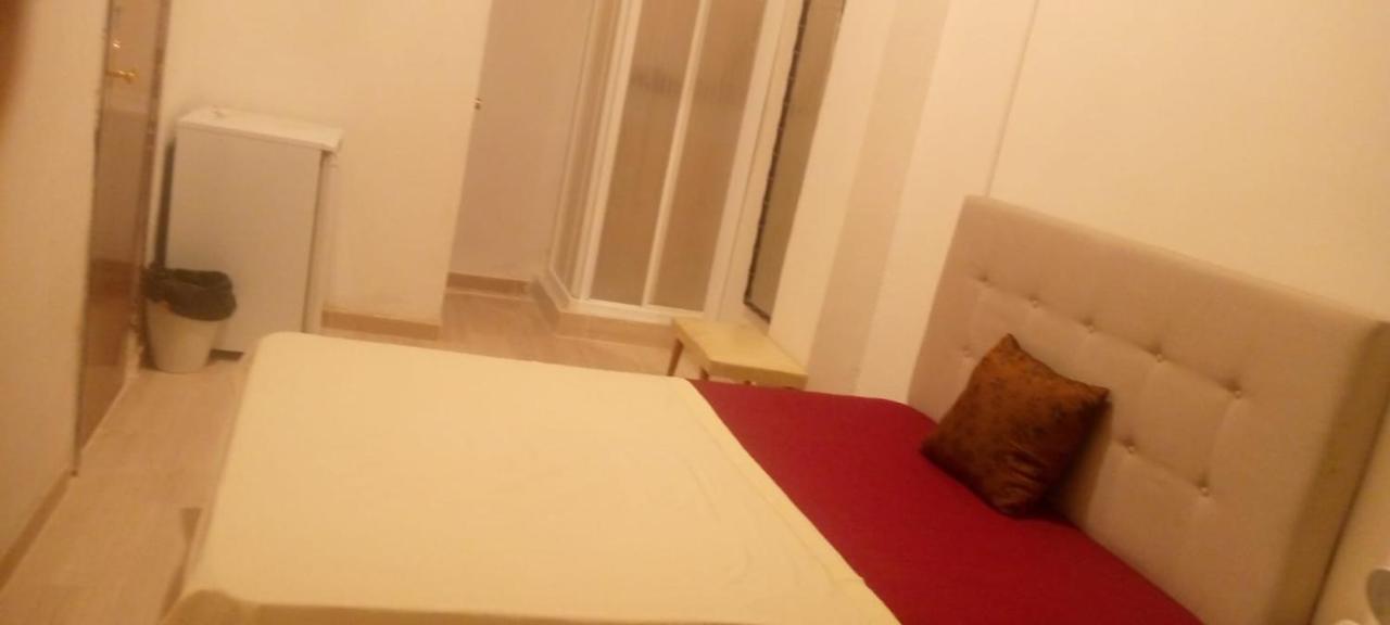 Aurora Room With Private Bathroom Alicante Exterior foto