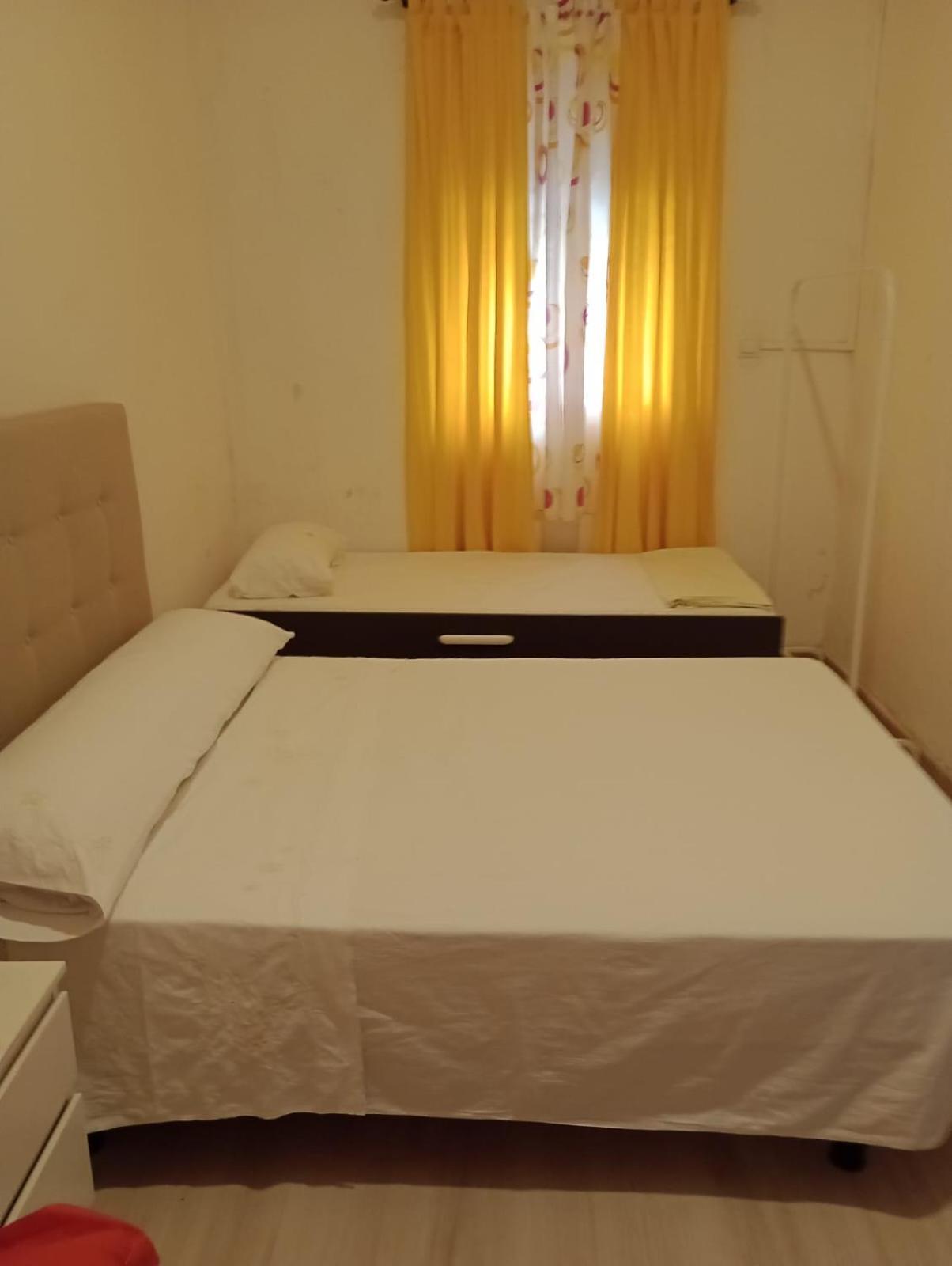 Aurora Room With Private Bathroom Alicante Exterior foto